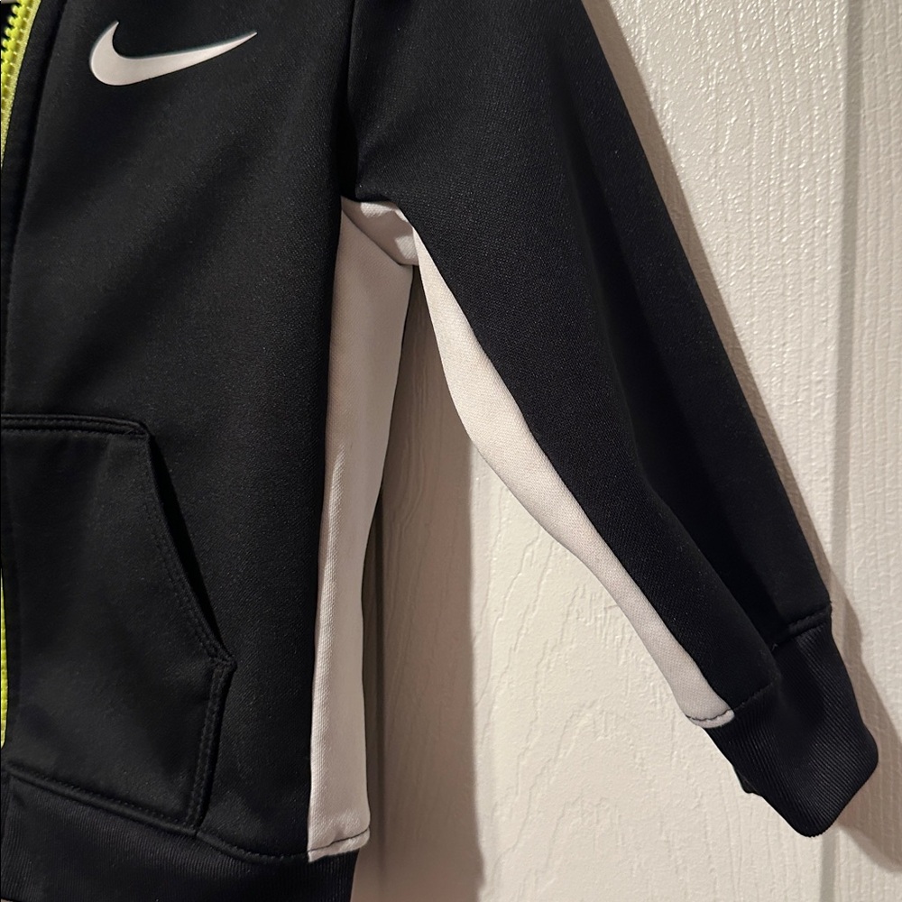 Nike Dri-Fit Jacket - Picture 4 of 6